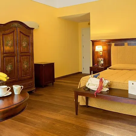 La Plumeria Hotel