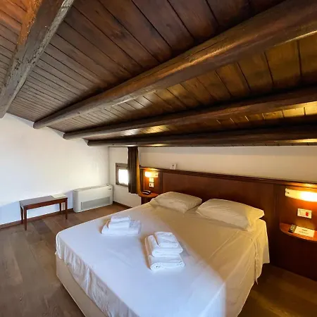 Hotel La Plumeria Cefalu
