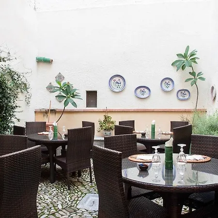 Hotel La Plumeria