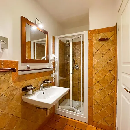 Hotel La Plumeria 4*