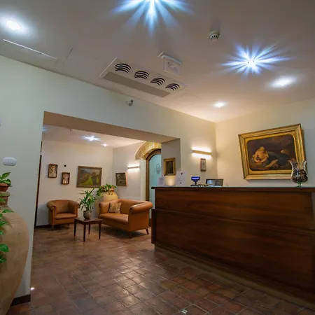 Hotel La Plumeria 4*