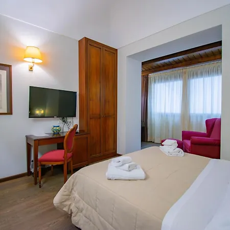 La Plumeria Hotel