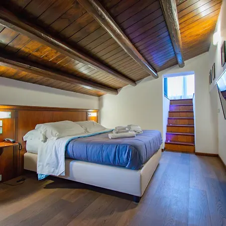 La Plumeria Hotel