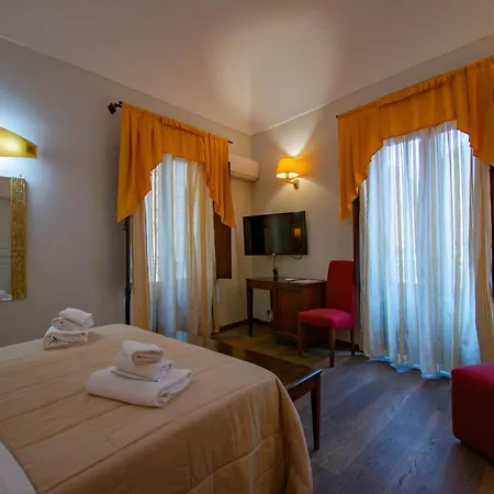 La Plumeria Hotel