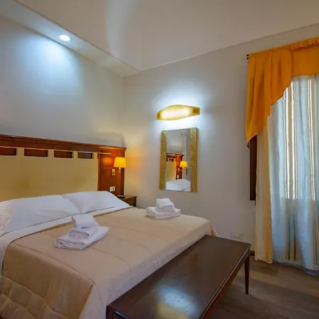 Hotel La Plumeria 4*